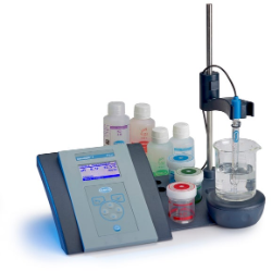 Kit de pHmetro de sobremesa avanzado conforme a GLP Sension+ PH31 con electrodo de alto rendimiento 5015T para aplicaciones químicas y farmacéuticas