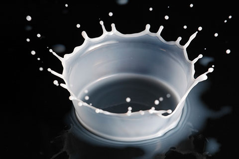 Imagen de salpicaduras de leche